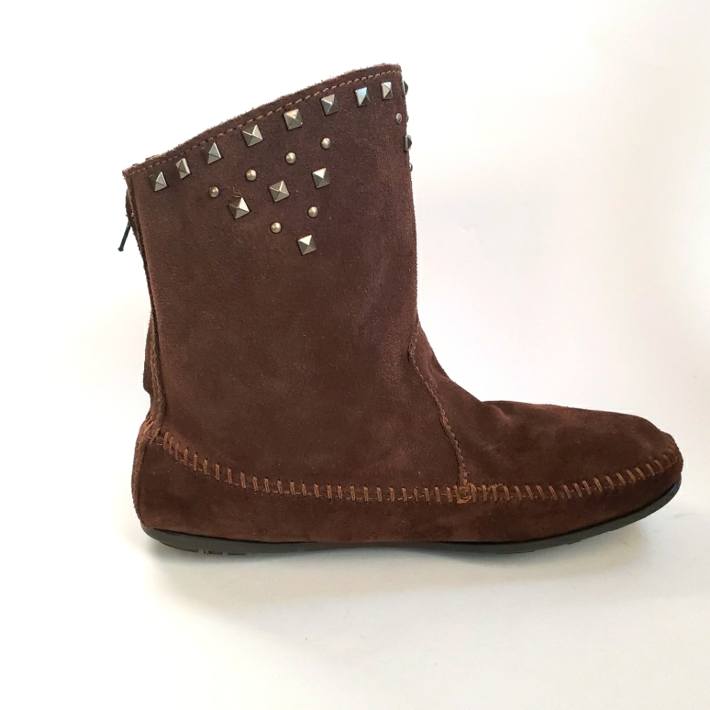 Minnetonka Moccasin Boots Shoes Genuine Leather Women size 7 NWOT - Picture 4 of 12